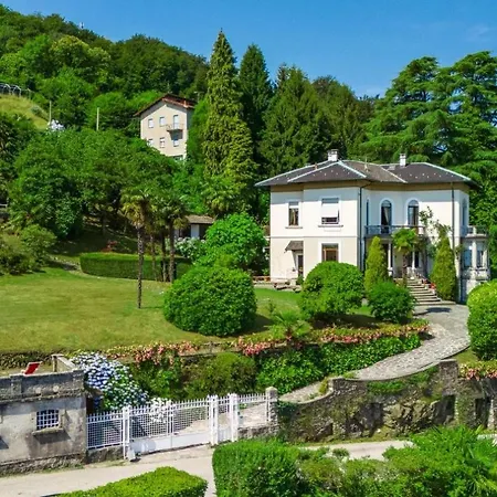 Holiday home Home Residence